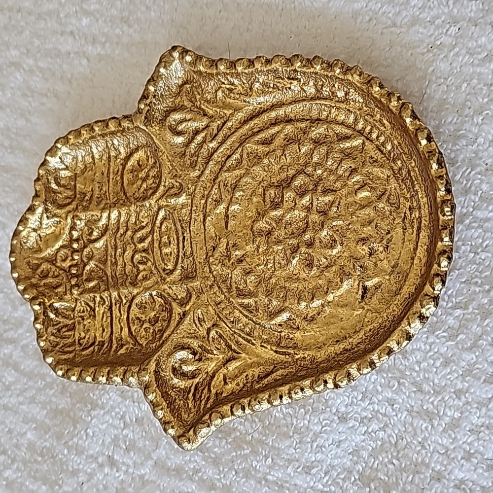 HAMSA 5 3/4" x 4 1/2"
